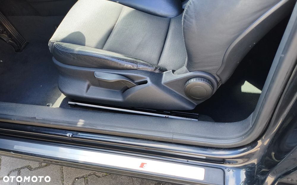 Audi A3 3-drzwiowe 1.9 TDI Ambiente - 14