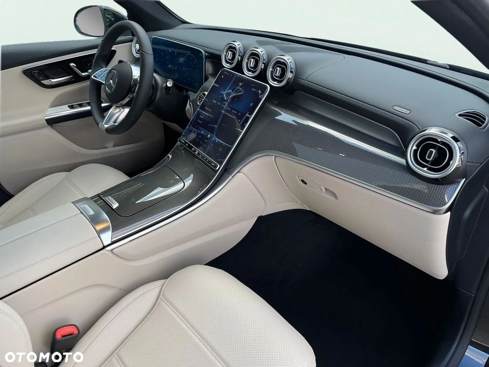 Mercedes-Benz GLC - 23