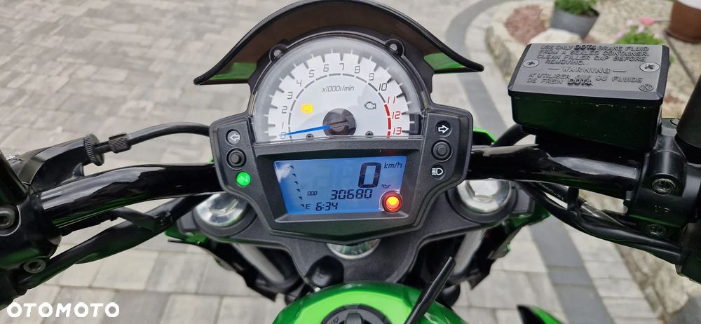 Kawasaki ER - 12