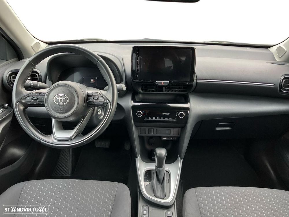 Toyota Yaris Cross 1.5 HDF Comfort Plus - 8