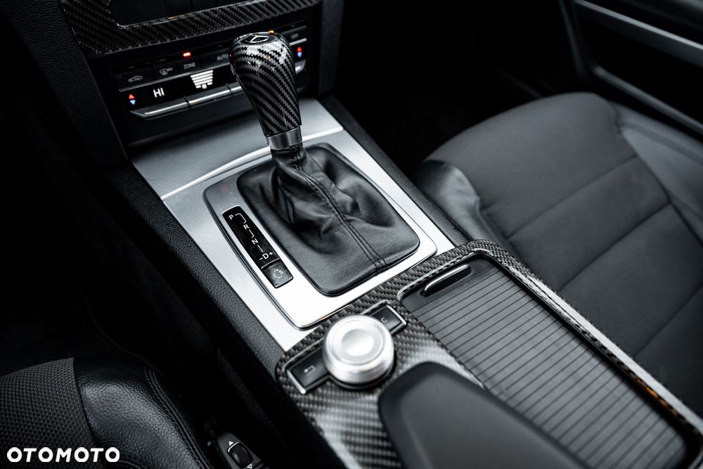 Mercedes-Benz Klasa E - 26