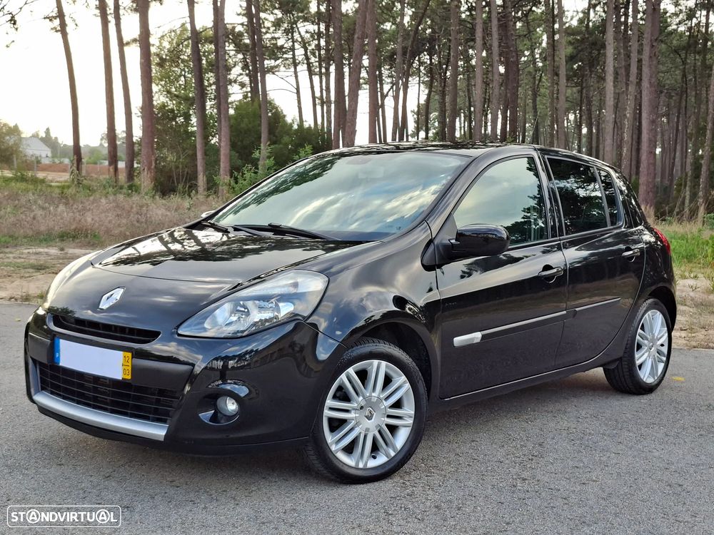 Renault Clio - 1