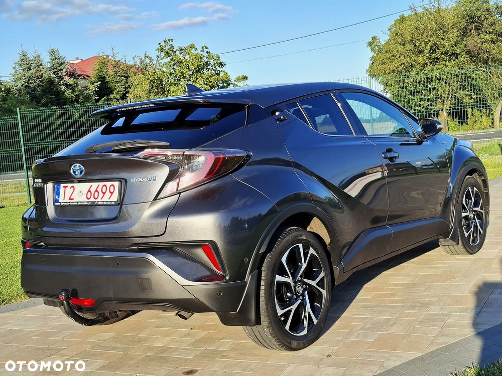 Toyota C-HR - 8