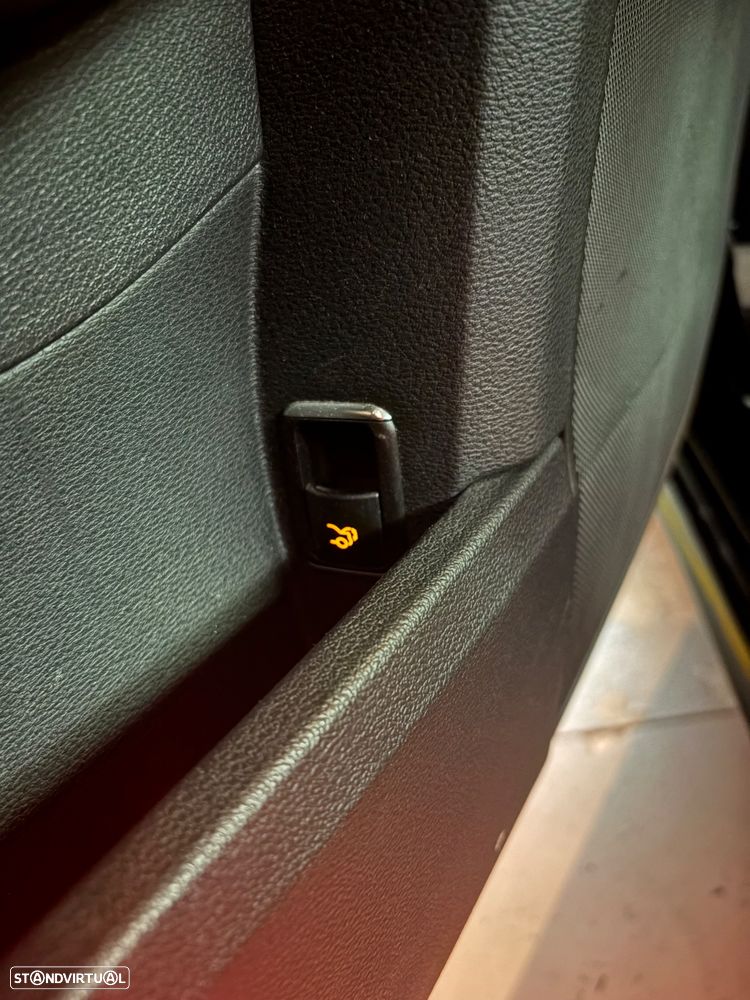 Mercedes-Benz E 350 CDi Avantgarde BlueEfficiency - 30