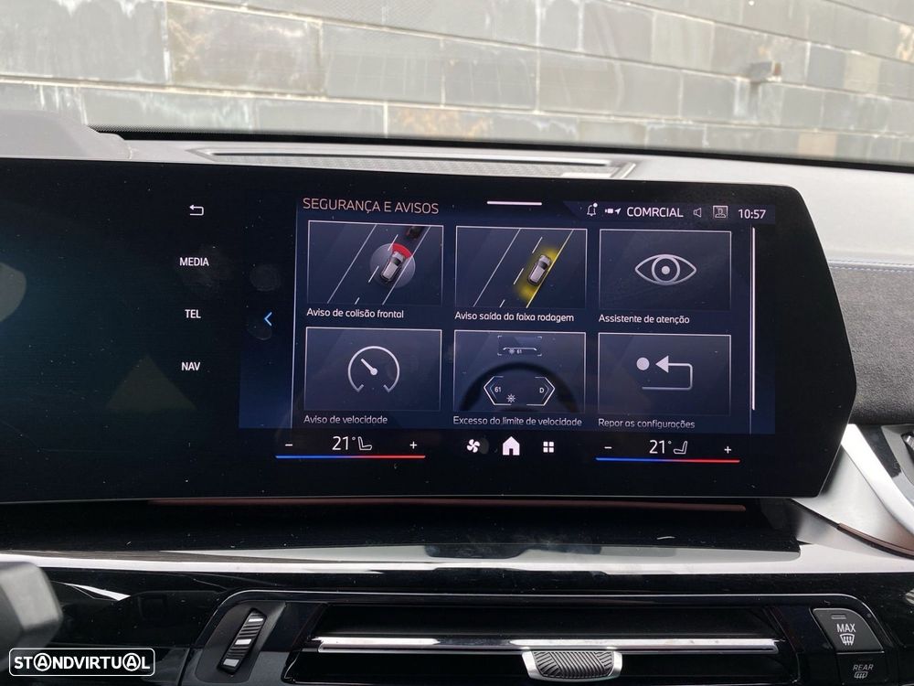 BMW iX2 eDrive20 Pack Desportivo M Pro - 12