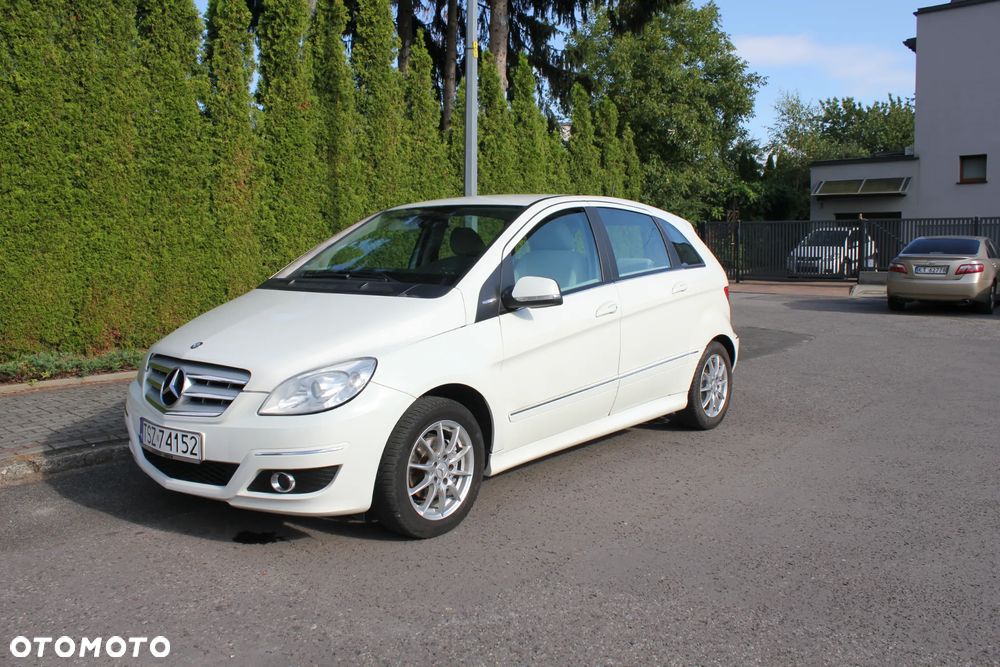 Mercedes-Benz Klasa B 150 BlueEffICIENCY - 25