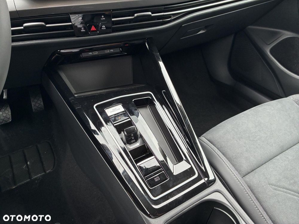 Volkswagen Golf Variant 2.0 TDI Style DSG - 25
