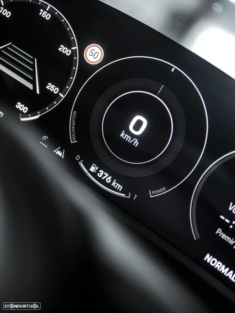 Porsche Taycan Cross Turismo 4 - 23