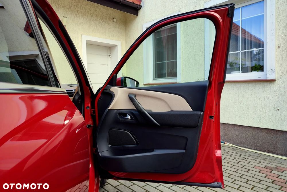 Citroën C4 Picasso 1.6 e-HDi Exclusive ETG6 - 32