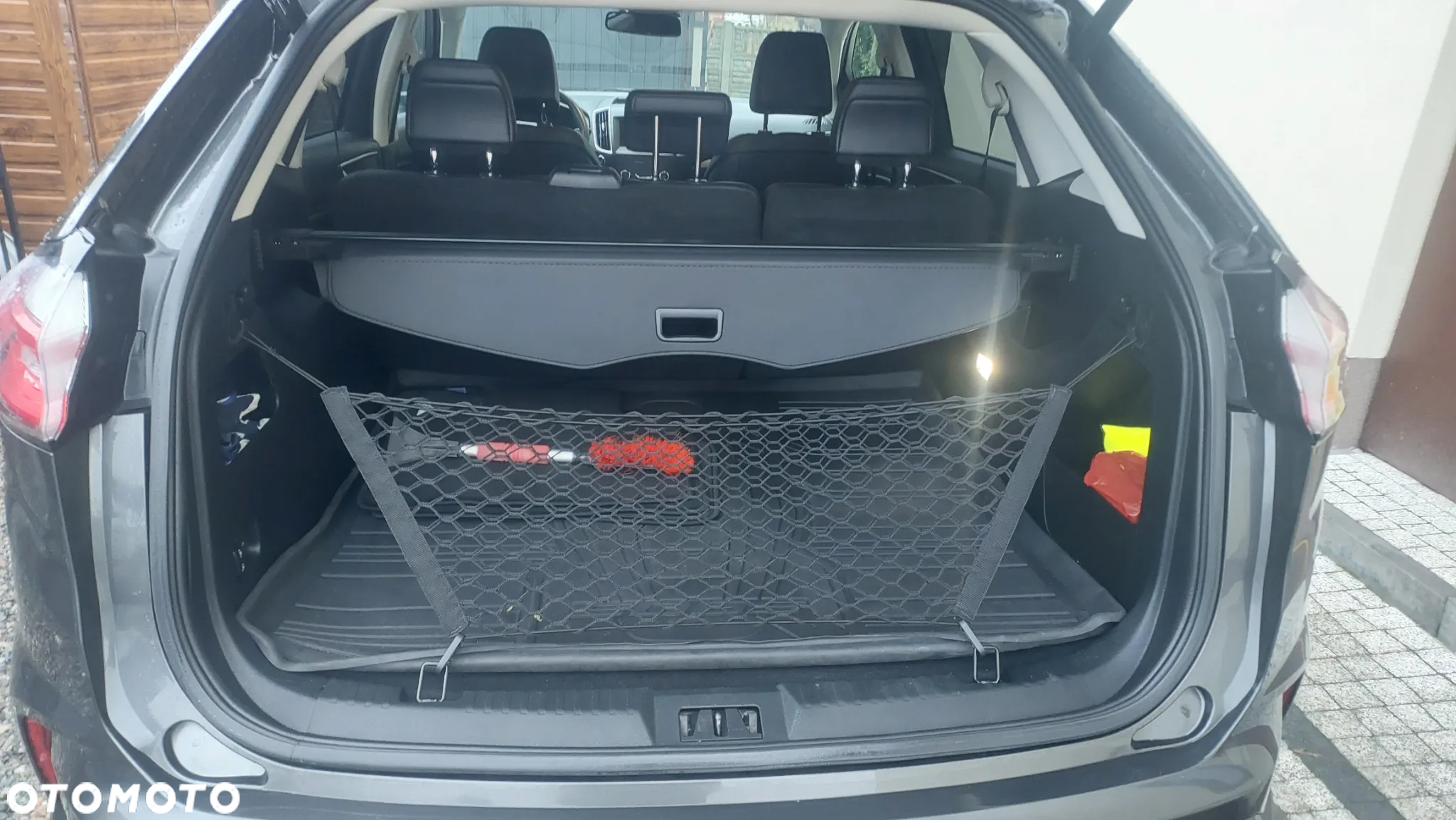 Ford Edge - 8