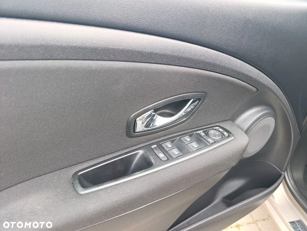 Renault Fluence 1.6 16V Limited - 14