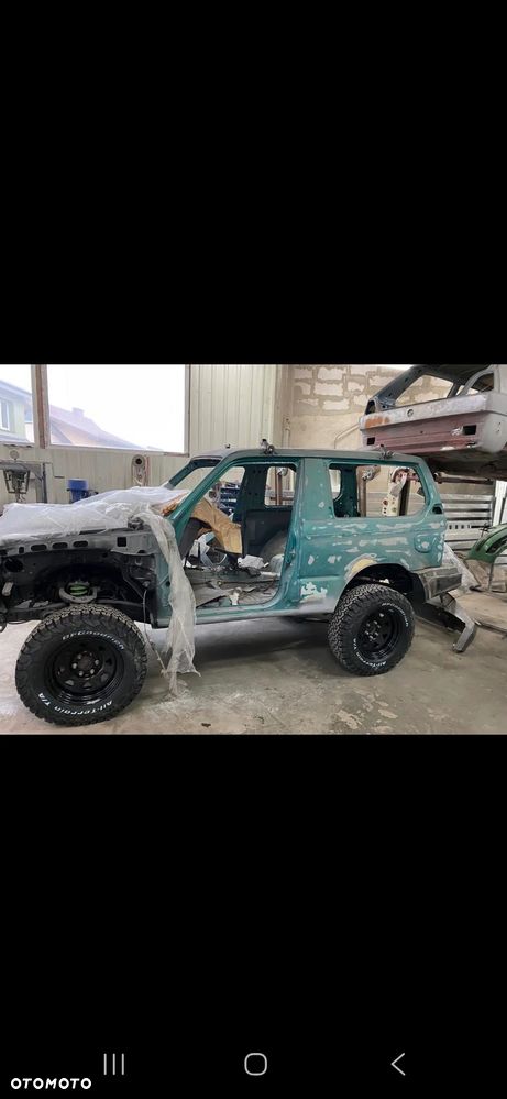 Toyota Land Cruiser KJ90 3.0 TD - 38