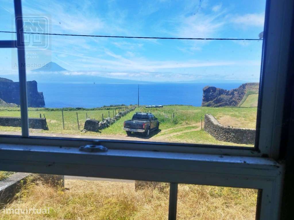 MORADIA - CASA para VENDA com VISTA MAR - Velas, Ilha de São Jorge,... - Grande imagem: 4/18