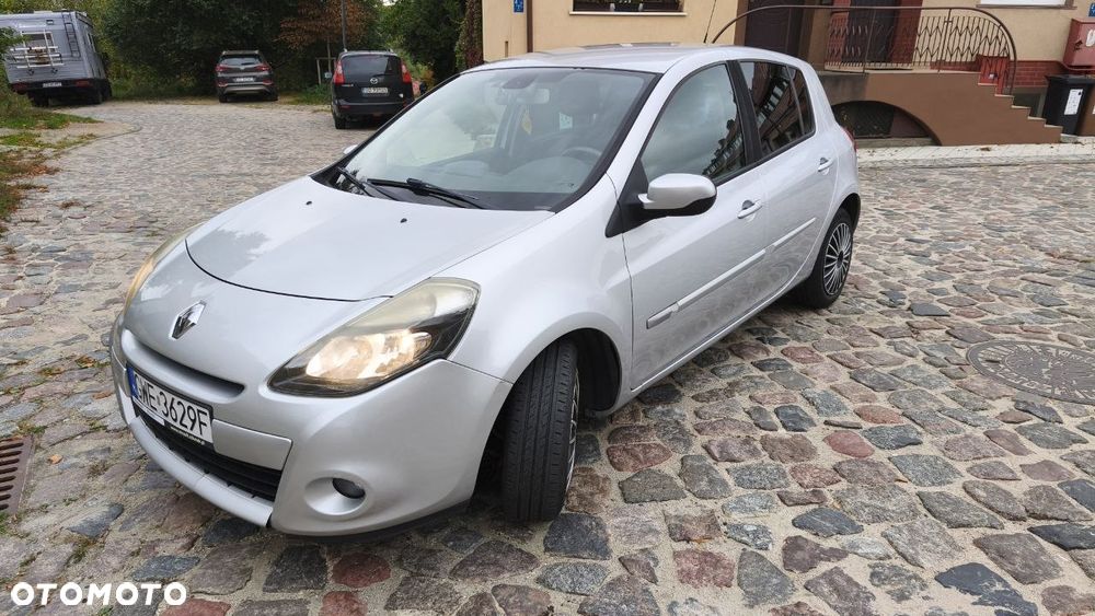 Renault Clio - 18