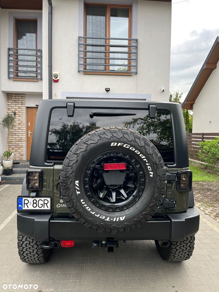 Jeep Wrangler - 5