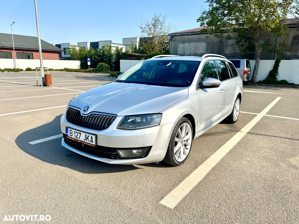 Skoda Octavia 2.0 TDI STYLE DSG - 1