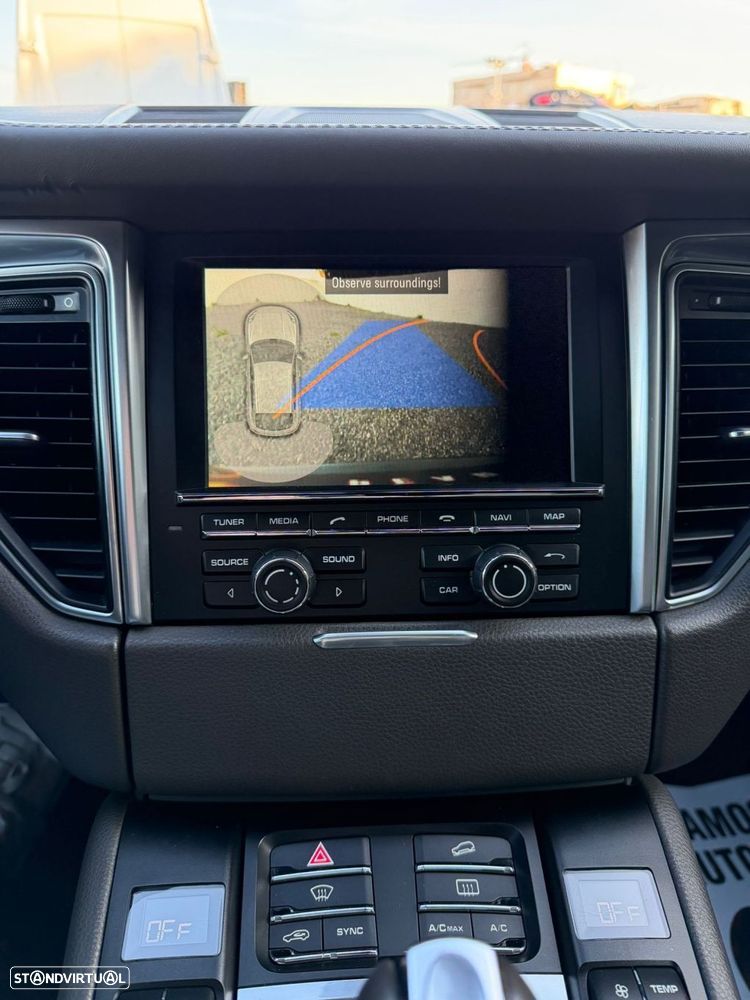 Porsche Macan S - 29