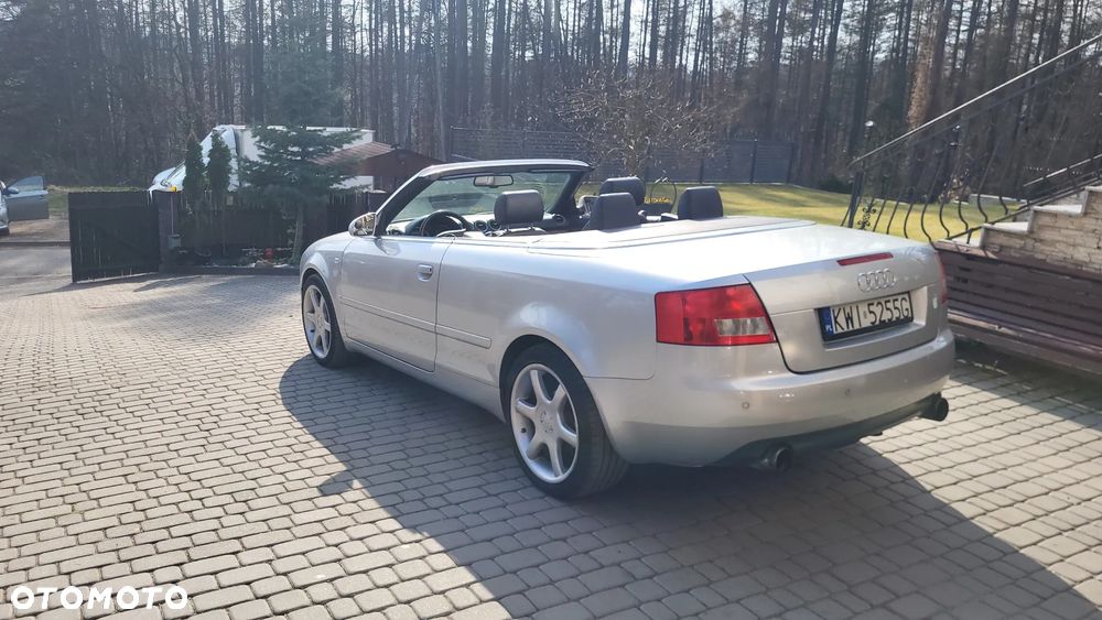 Audi A4 Cabrio 2.5 TDI - 5
