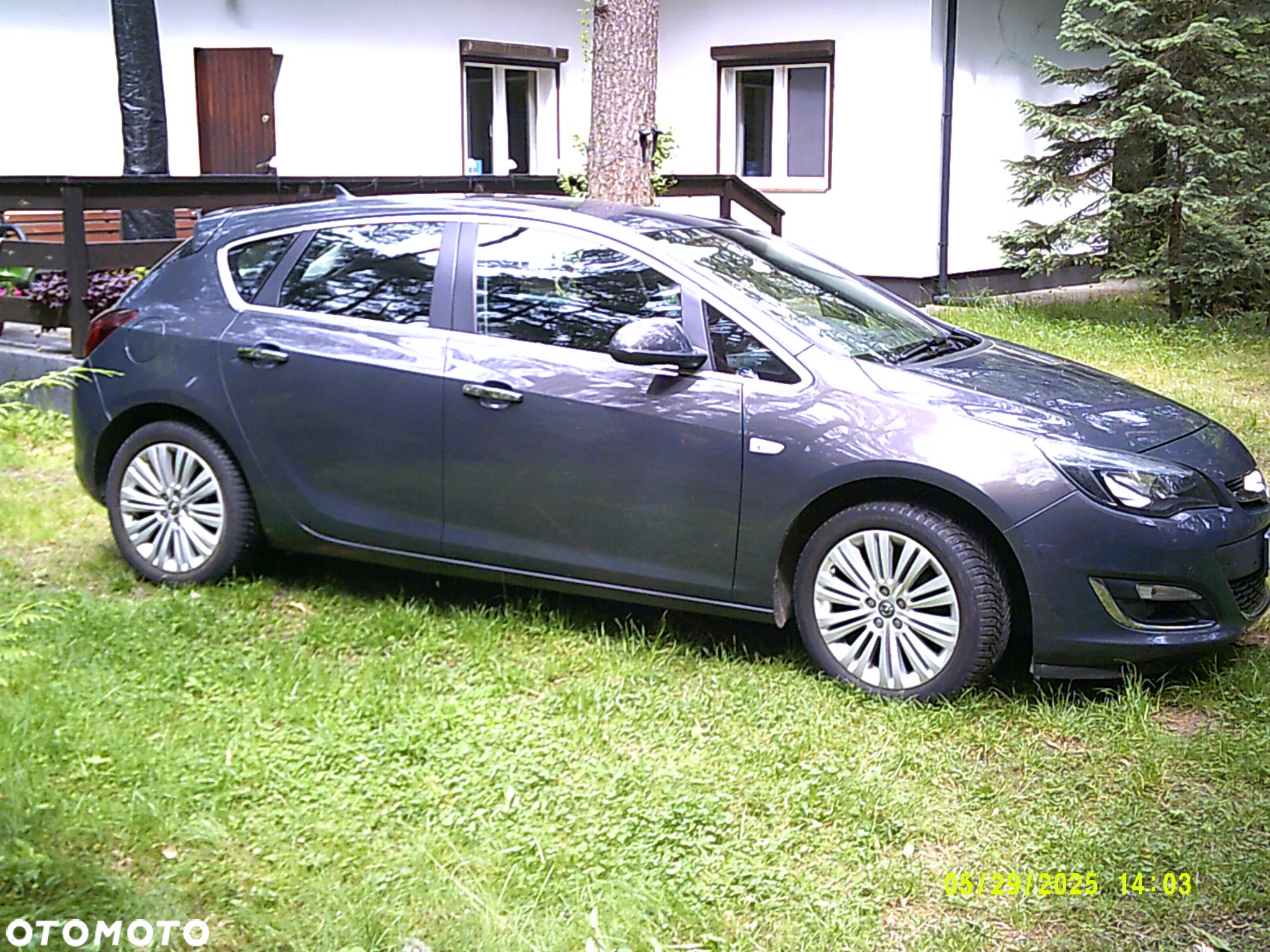 Opel Astra IV 1.4 T Cosmo - 2