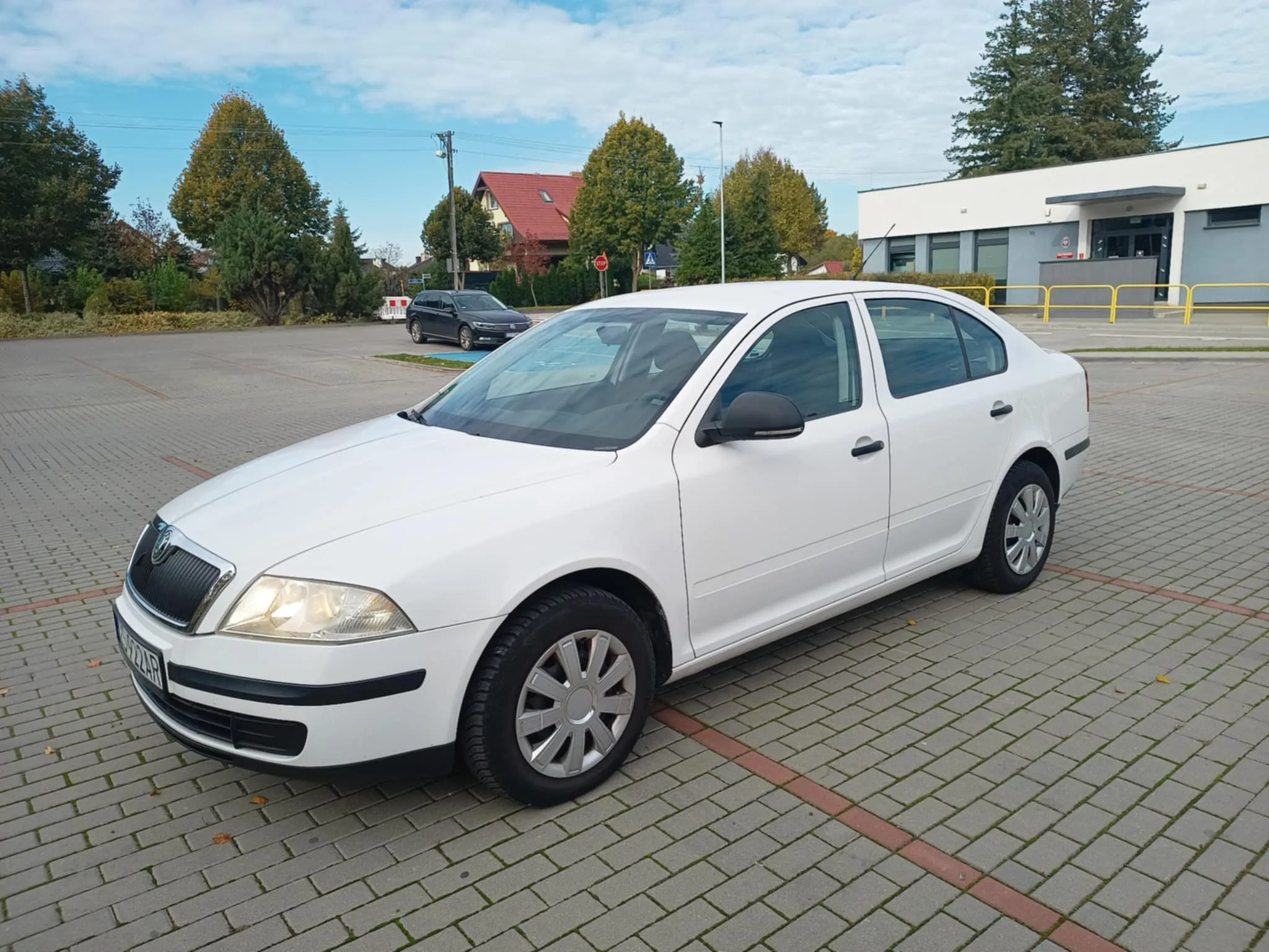 Skoda Octavia 1.6 Elegance - 2