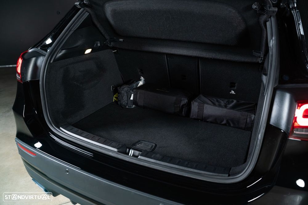 Mercedes-Benz GLA 250 e 8G-DCT - 48