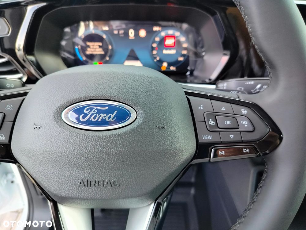 Ford Transit Connect - 11