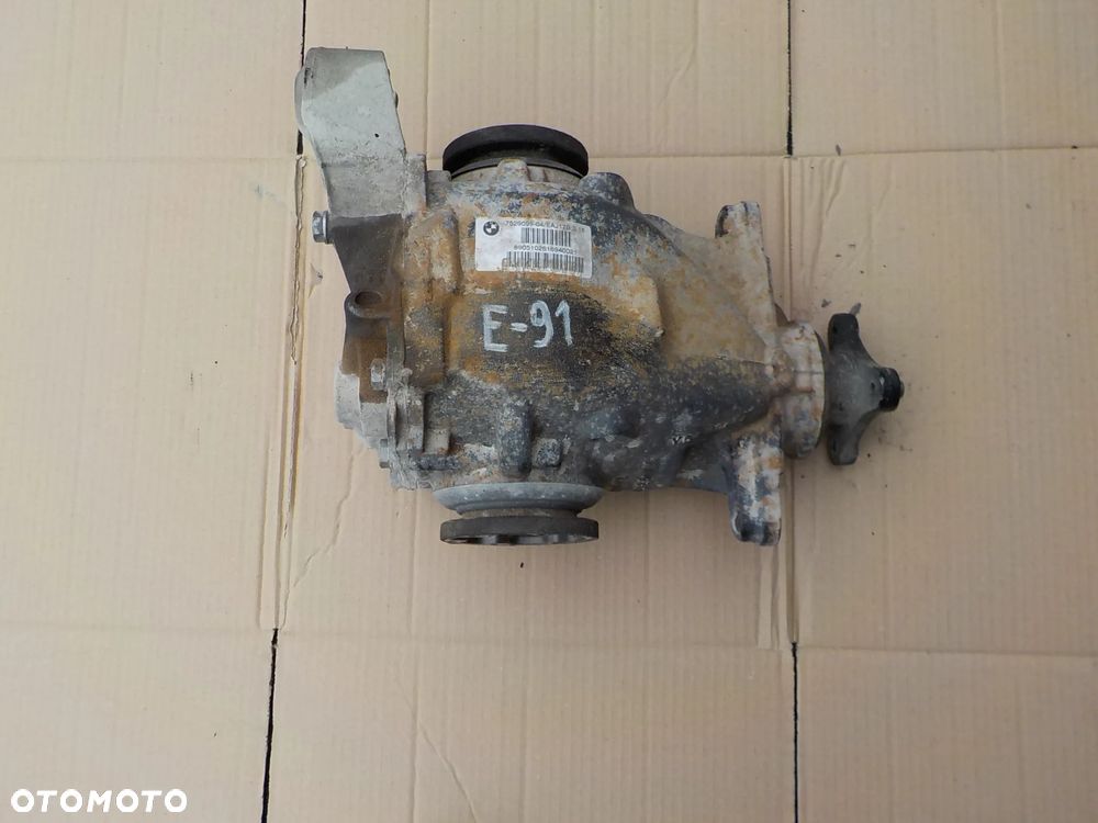 most dyfer tył bmw e90 e91 2,0 d 3.15 - 1