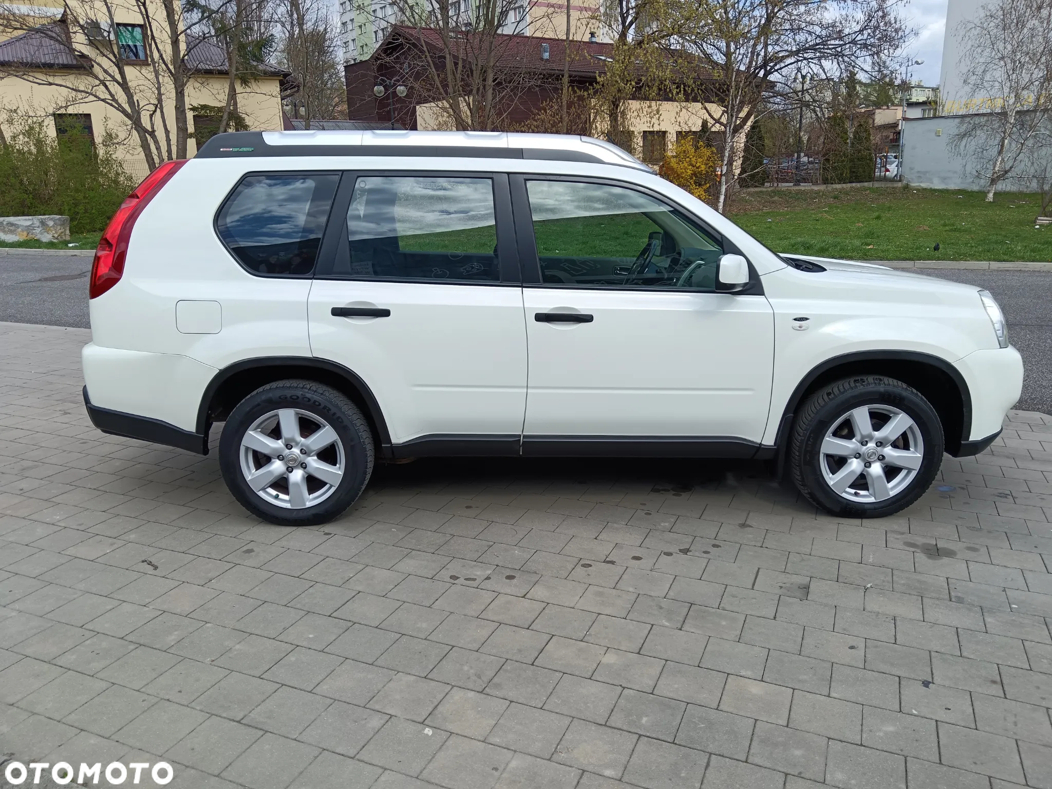 Nissan X-Trail 2.0 dCi 4x4 DPF Platinum - 7