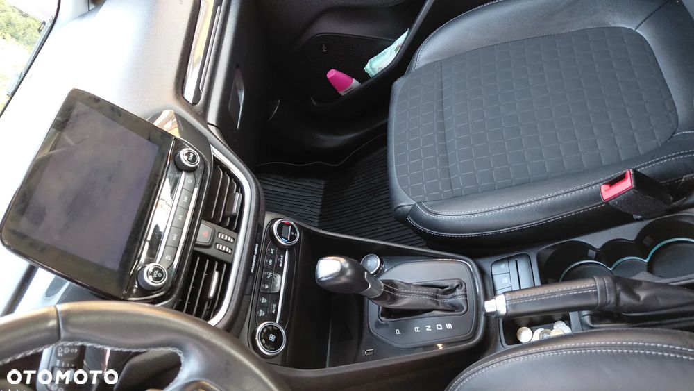 Ford Fiesta 1.0 EcoBoost S&S ACTIVE COLOURLINE - 11