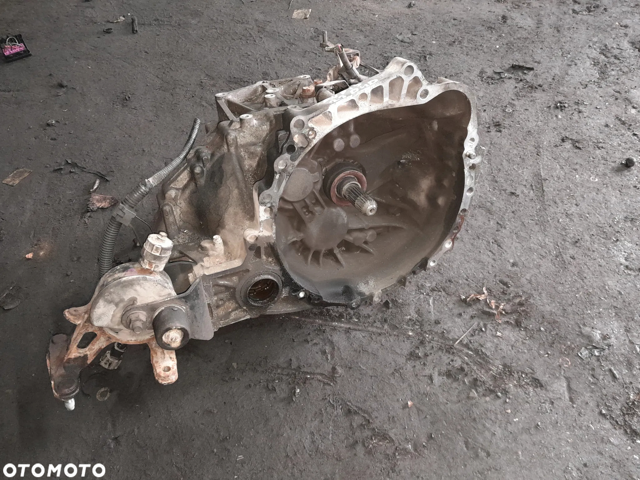 Skrzynia biegów manualna TOYOTA Auris I 2.2 D-CAT 177KM - 5
