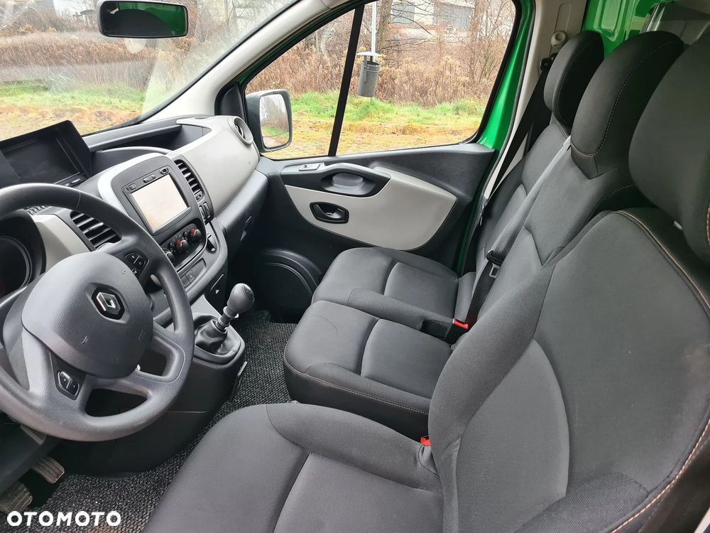 Renault TRAFIC - 9