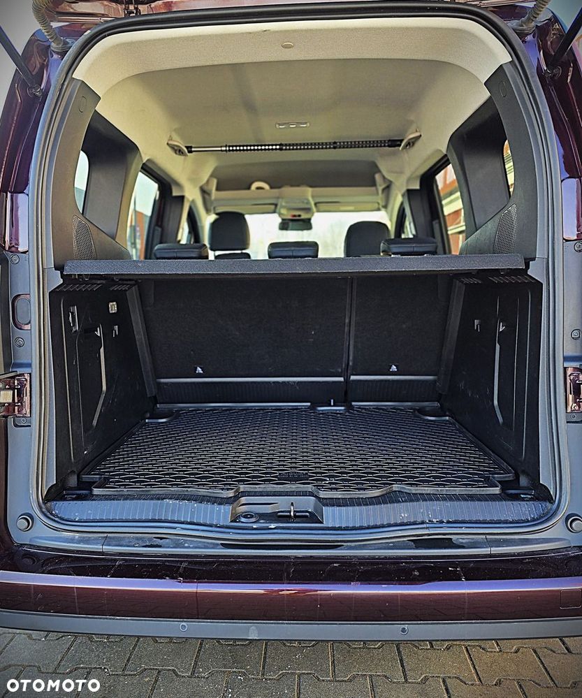 Mercedes-Benz Klasa T 180 d Progressive - 29