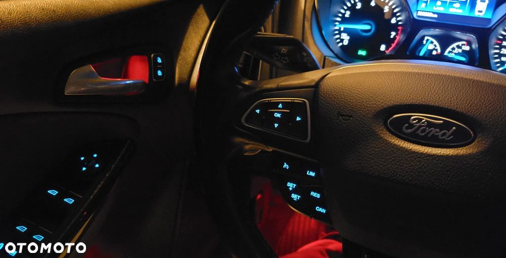 Ford Focus 1.5 EcoBoost STart-Stopp-System ST-LINE - 32