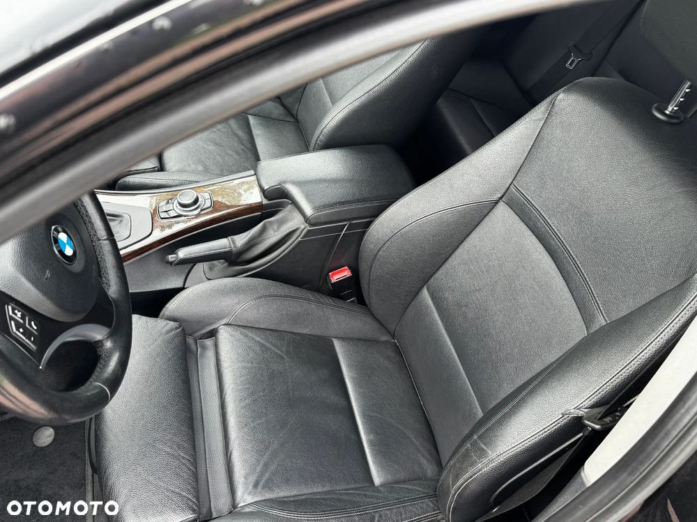BMW Seria 3 335d - 12
