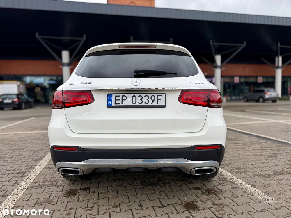 Mercedes-Benz GLC 300 4-Matic - 8