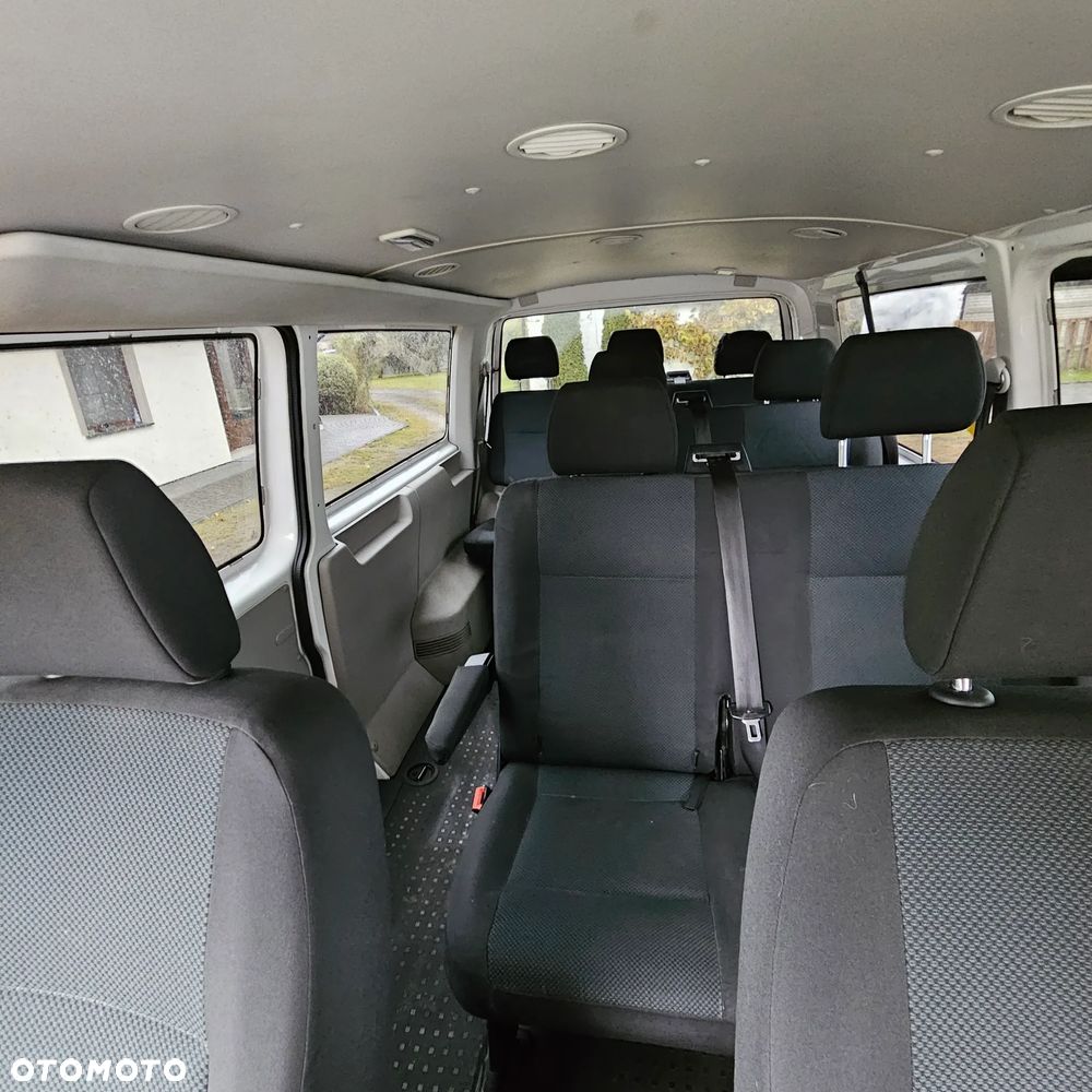 Volkswagen Transporter - 22