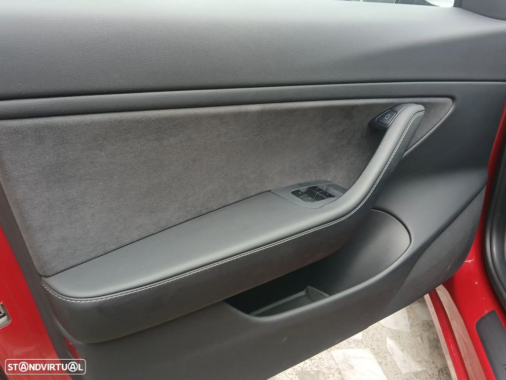 Tesla Model 3 Long Range AWD Dual Motor - 23