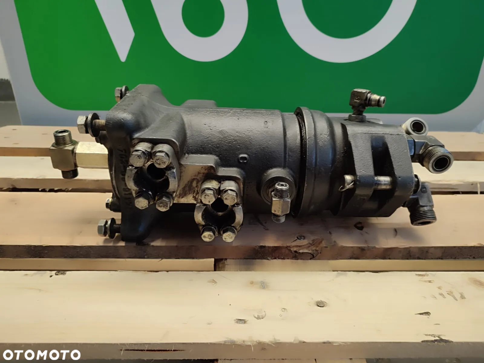Rotator hydrauliczny 59K665 Komatsu PC228 - 3