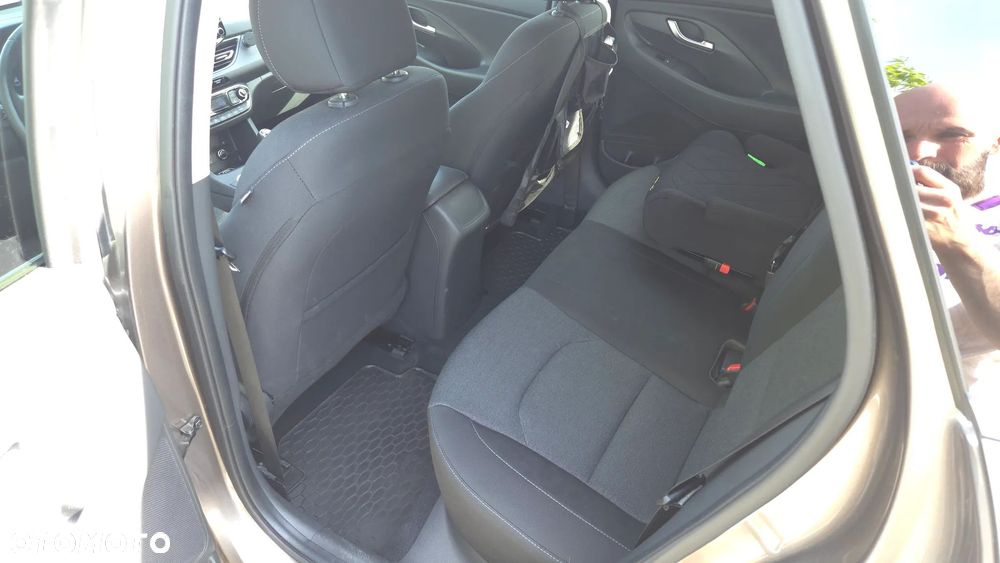 Hyundai i30 1.5 DPI Comfort - 8
