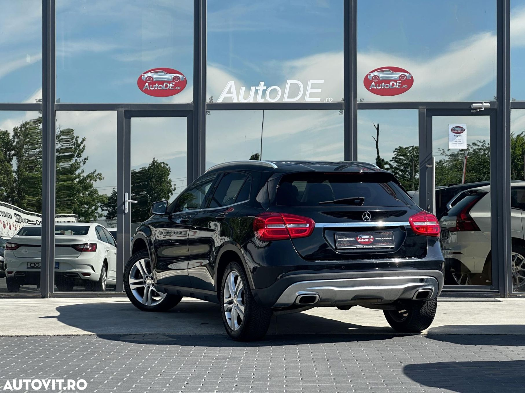 Mercedes-Benz GLA 200 d Aut. - 4