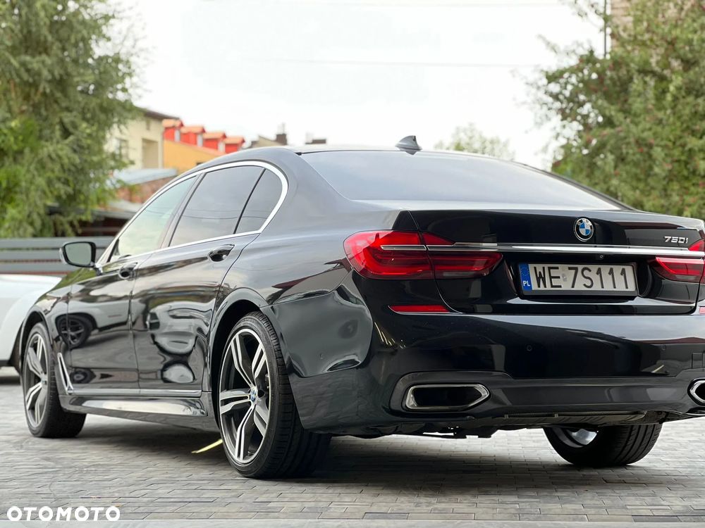 BMW Seria 7 750Li Edition Exclusive - 14