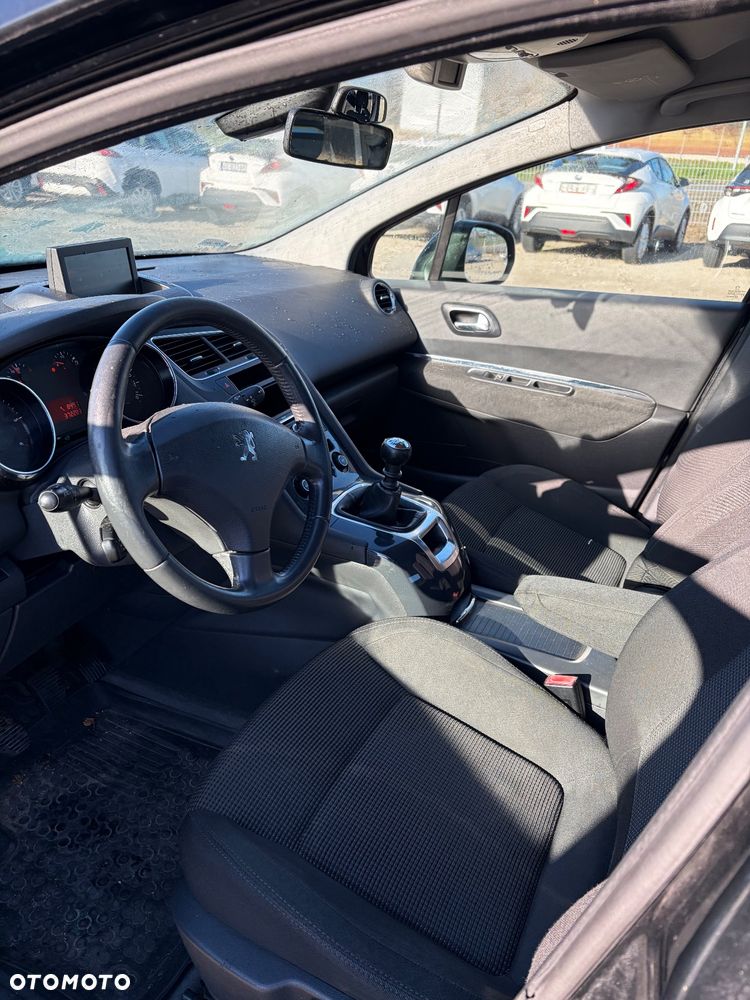 Peugeot 5008 1.6 HDi Premium - 10