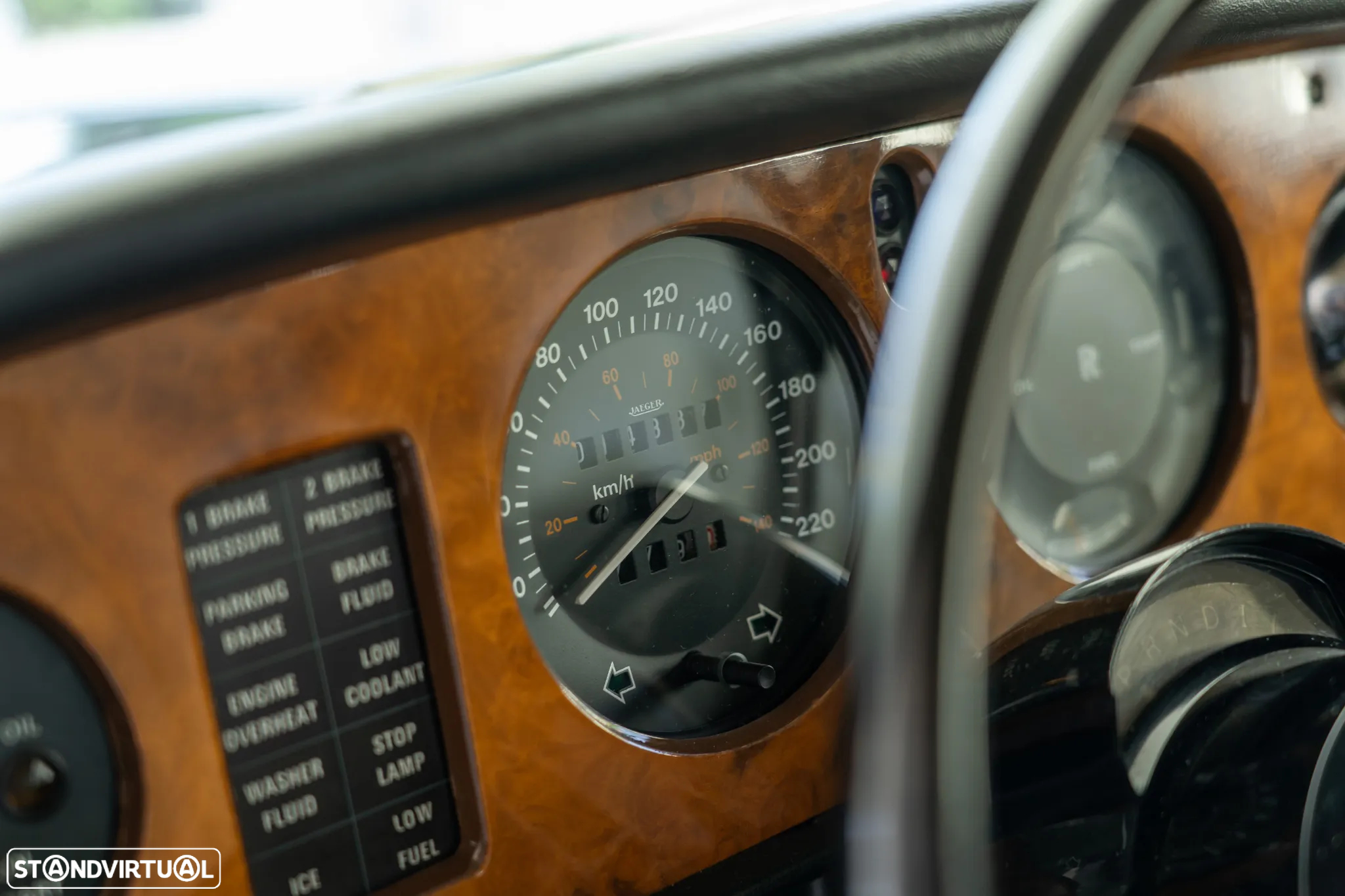 Rolls Royce Silver Shadow - 13