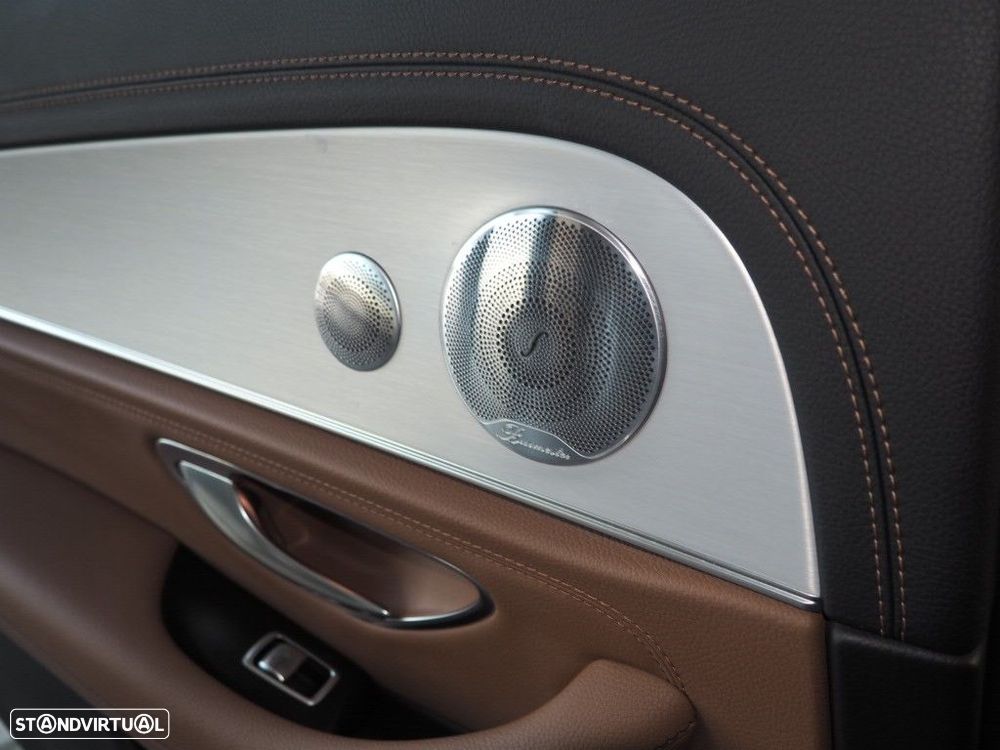 Mercedes-Benz E 300 de AMG Line - 13