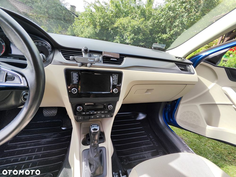 Skoda RAPID Spb 1.0 TSI Style DSG - 19