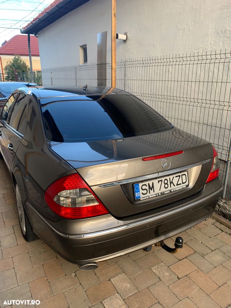 Mercedes-Benz E 320 CDI 4MATIC Automatik - 2