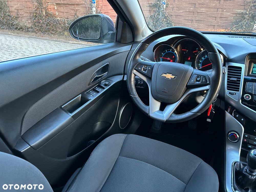 Chevrolet Cruze 1.8 LTZ - 20