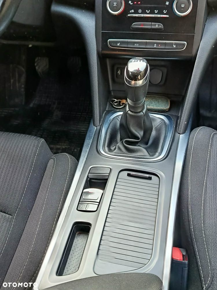 Renault Megane 1.2 Energy TCe Limited - 32