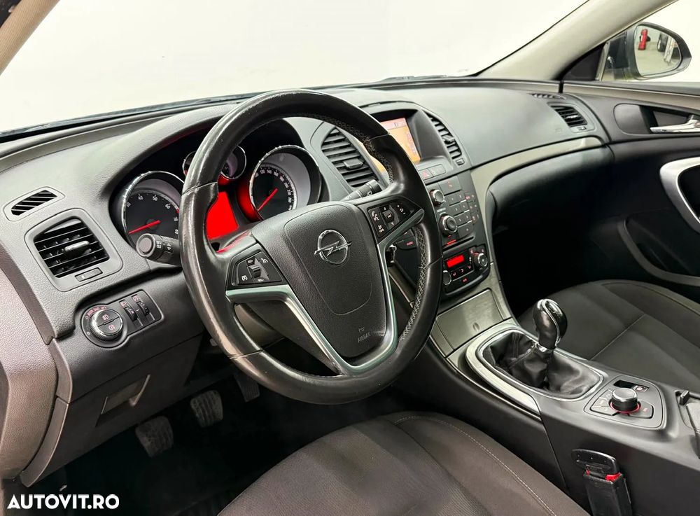 Opel Insignia 1.8 Design Edition - 15