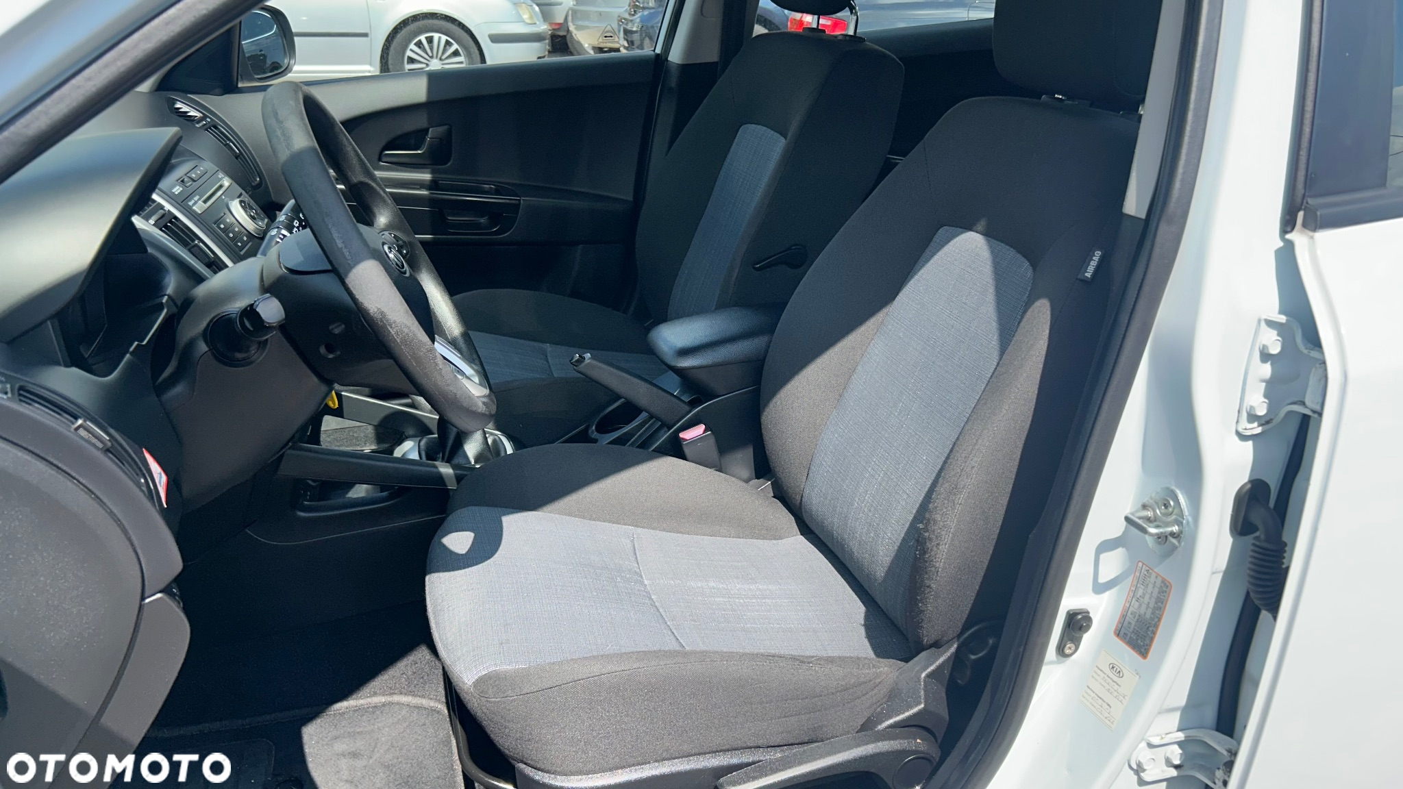 Kia Ceed 1.4 CVVT Attract - 22